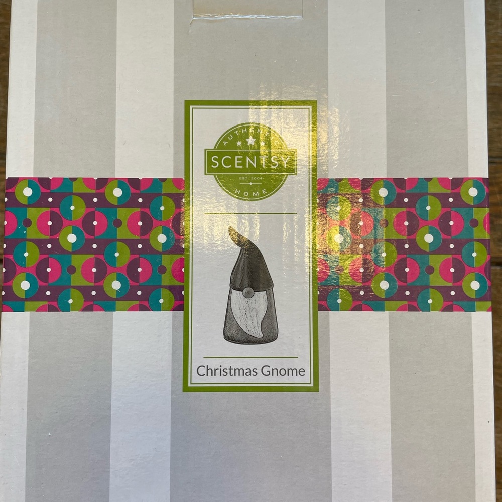 Scentsy Christmas Gnome Warmer; full size